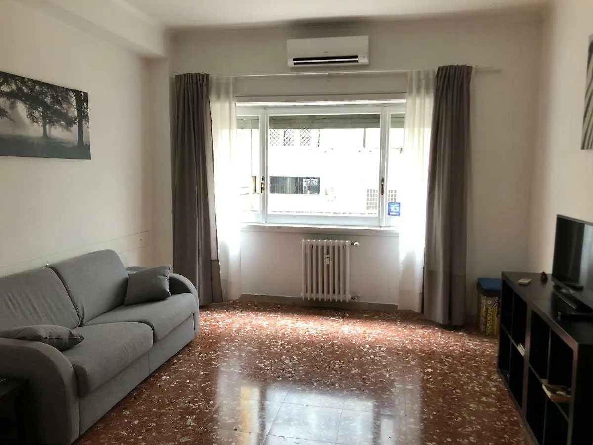 Romolo House Villa 0*, Rome Italy